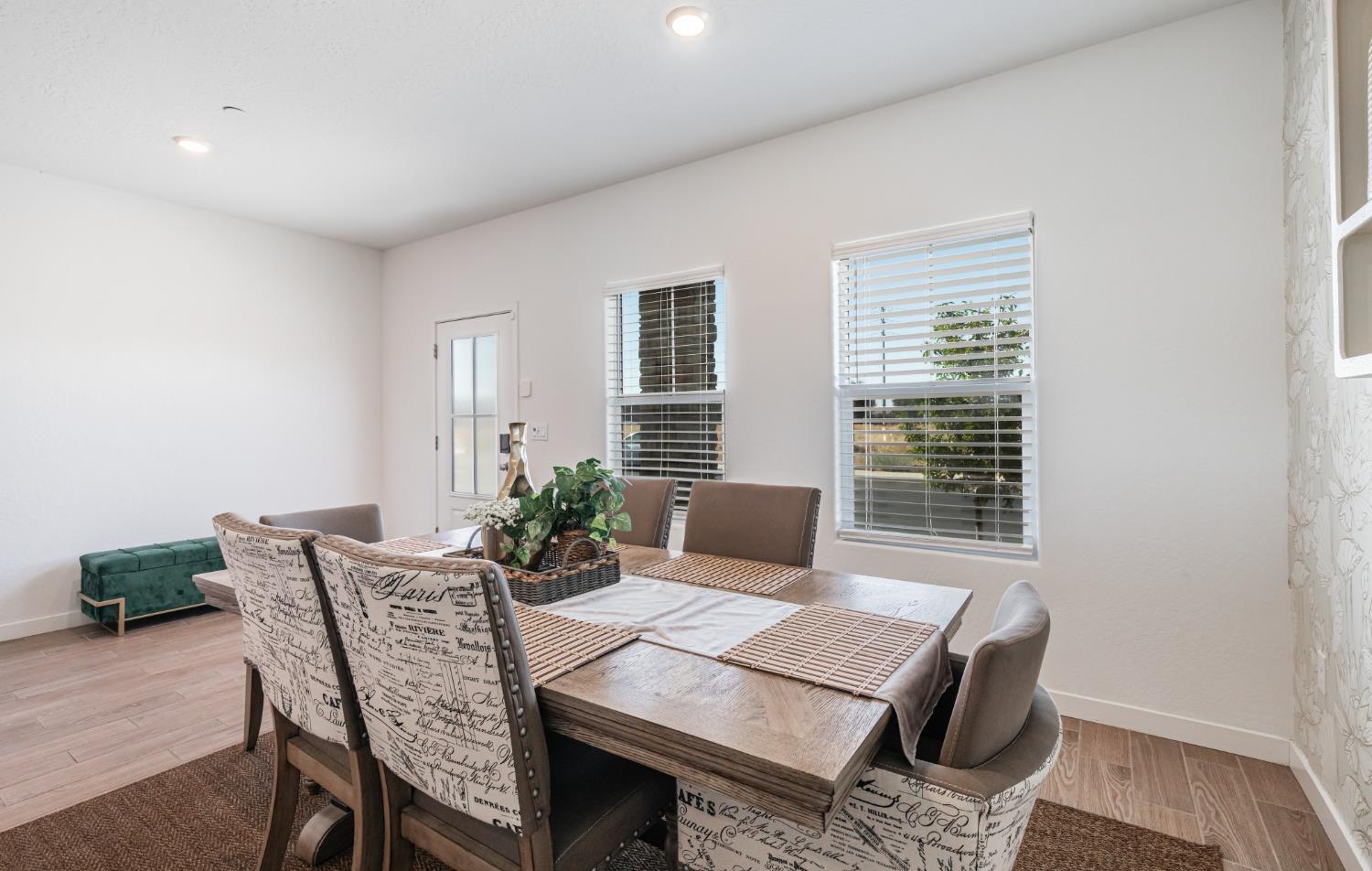 5817 E Alexander Ave, Fresno, CA 93727