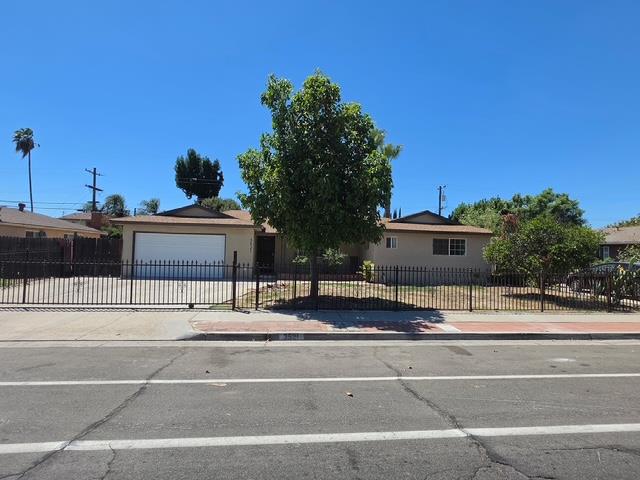3521 N Maple Ave, Fresno, CA 93726