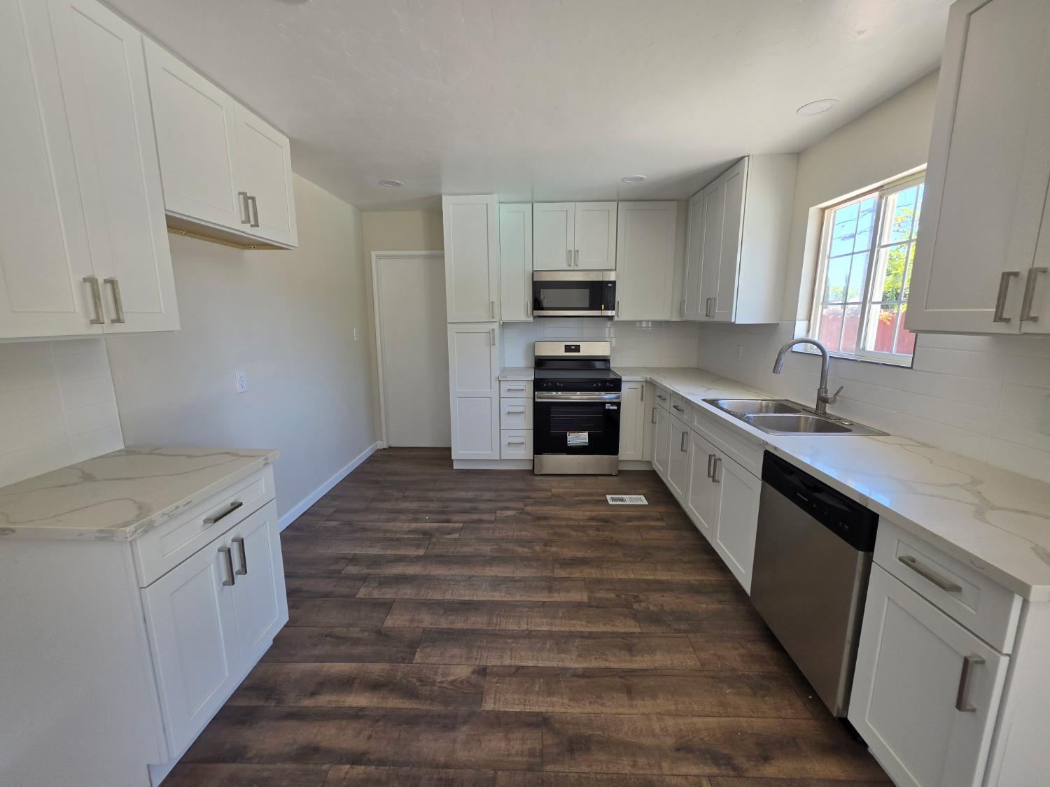 3521 N Maple Ave, Fresno, CA 93726