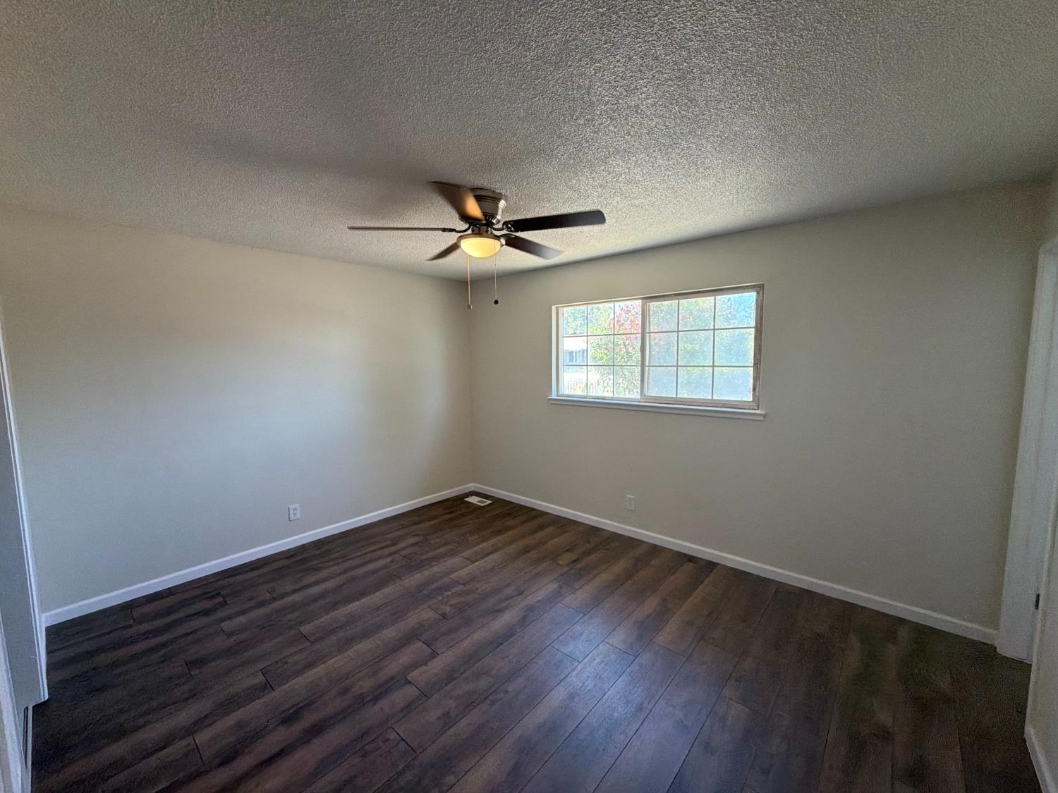 3521 N Maple Ave, Fresno, CA 93726