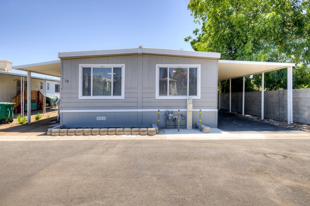 5541 E Tulare St #13, Fresno, CA 93727