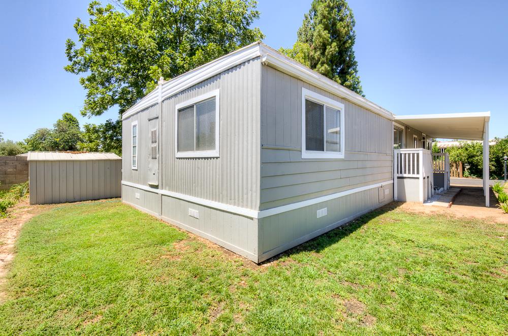 5541 E Tulare St #13, Fresno, CA 93727