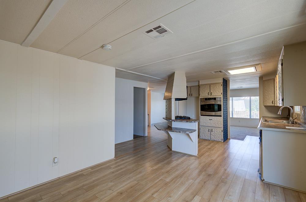 5541 E Tulare St #13, Fresno, CA 93727