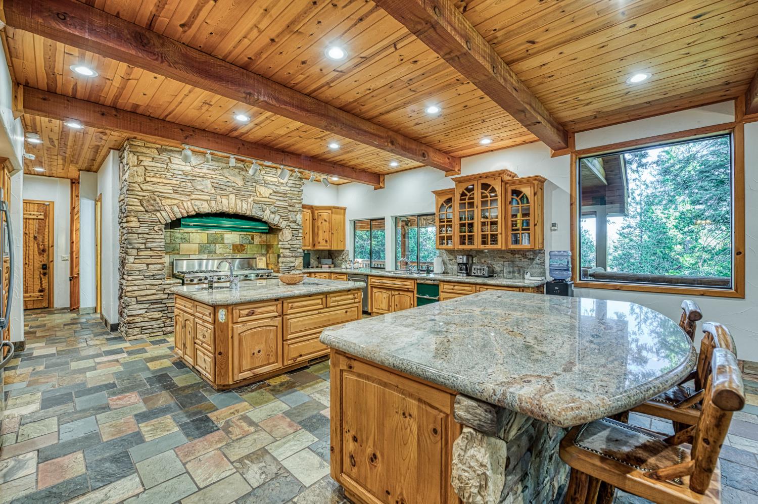 41931 Granite Ridge Rd, Shaver Lake, CA 93664