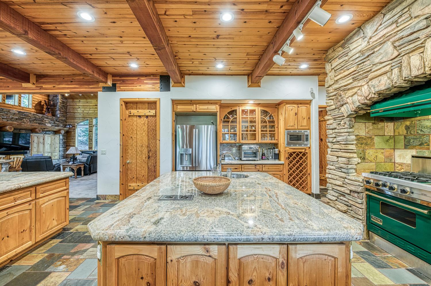 41931 Granite Ridge Rd, Shaver Lake, CA 93664