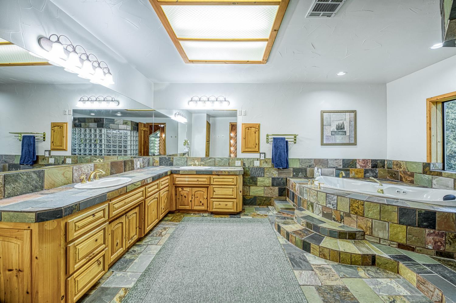 41931 Granite Ridge Rd, Shaver Lake, CA 93664