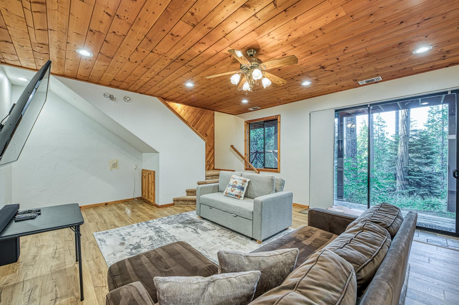 41931 Granite Ridge Rd, Shaver Lake, CA 93664