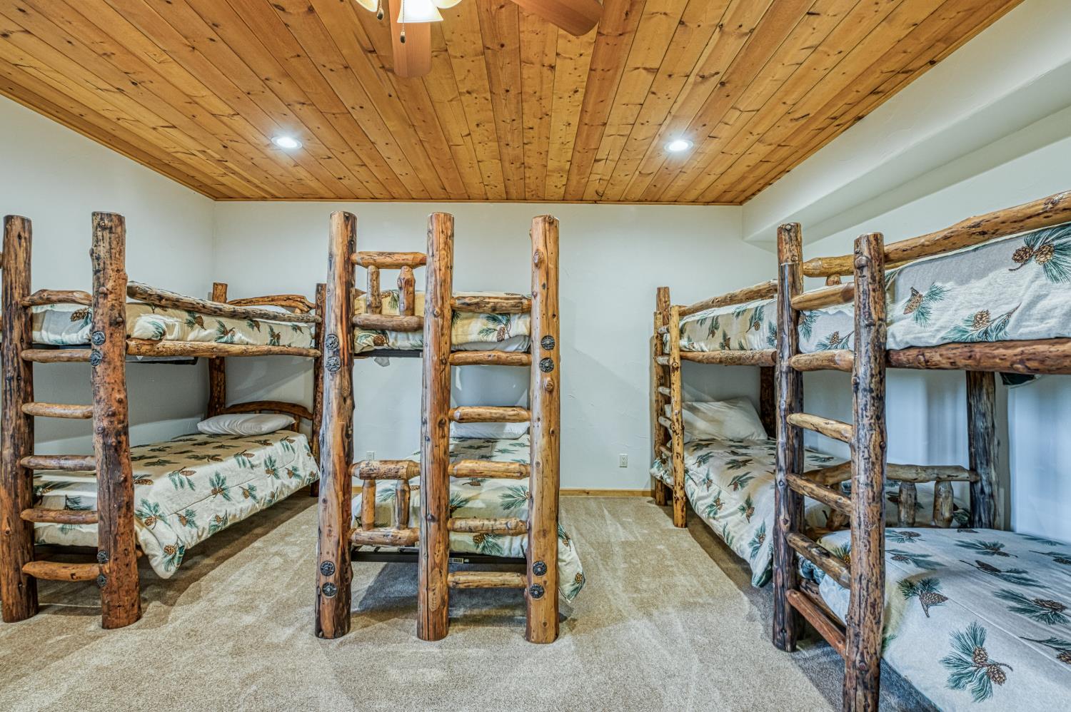 41931 Granite Ridge Rd, Shaver Lake, CA 93664