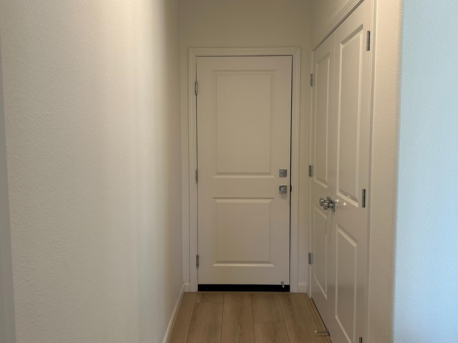 697 Grace Way, Madera, CA 93636