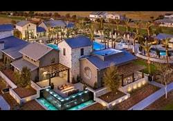 697 Grace Way, Madera, CA 93636