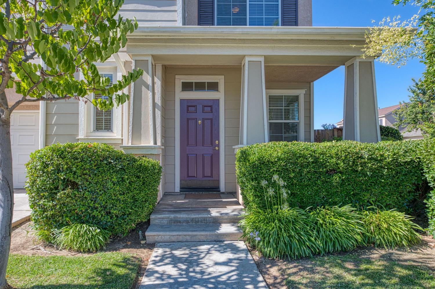 15 W Brittany Ln, Clovis, CA 93619