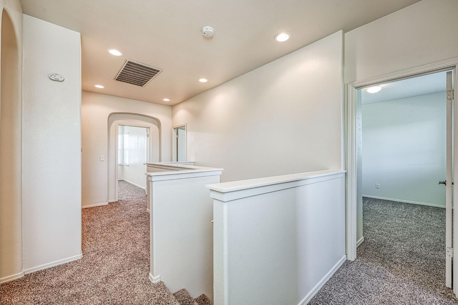 15 W Brittany Ln, Clovis, CA 93619