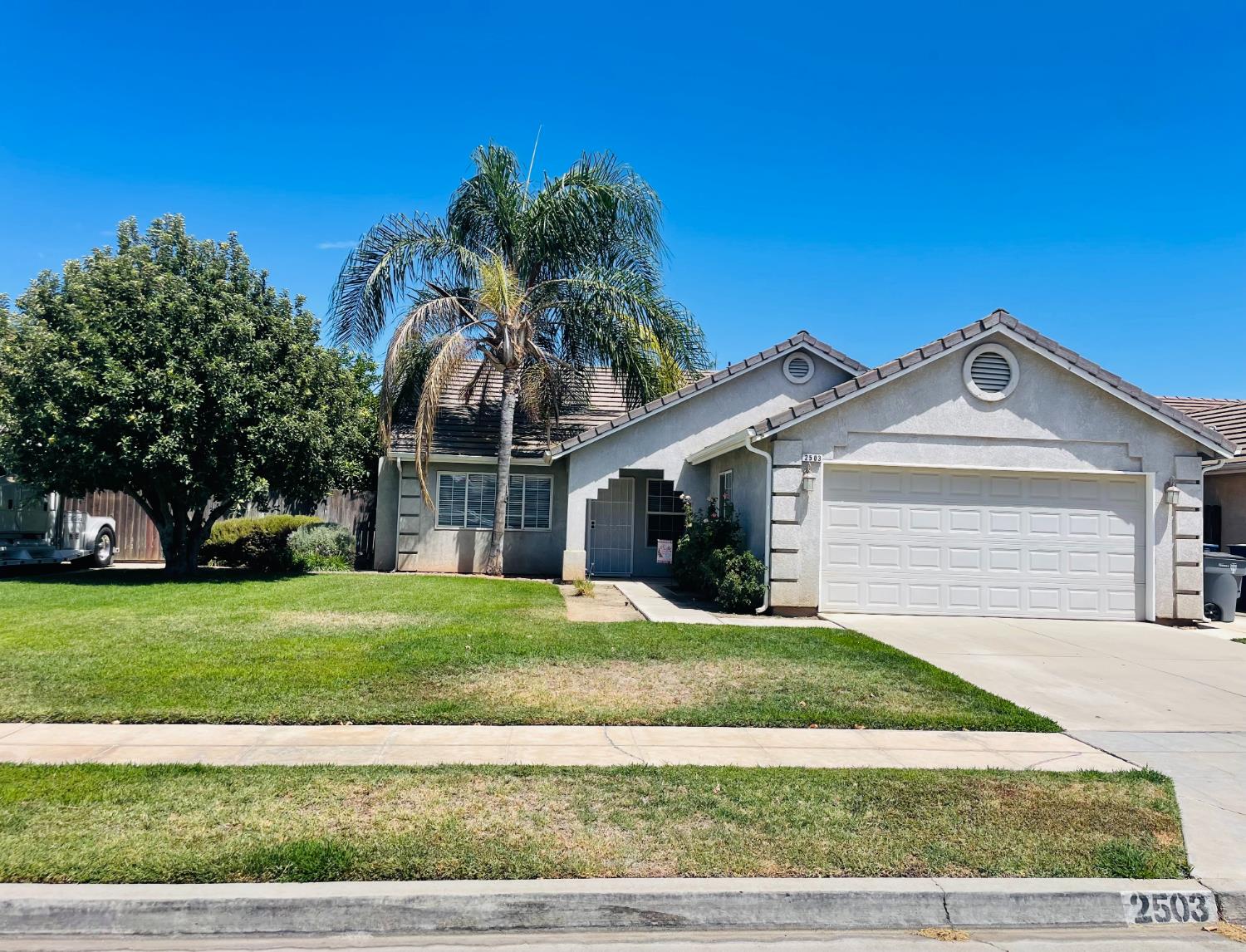 2503 S Walling Ave, Fresno, CA 93727