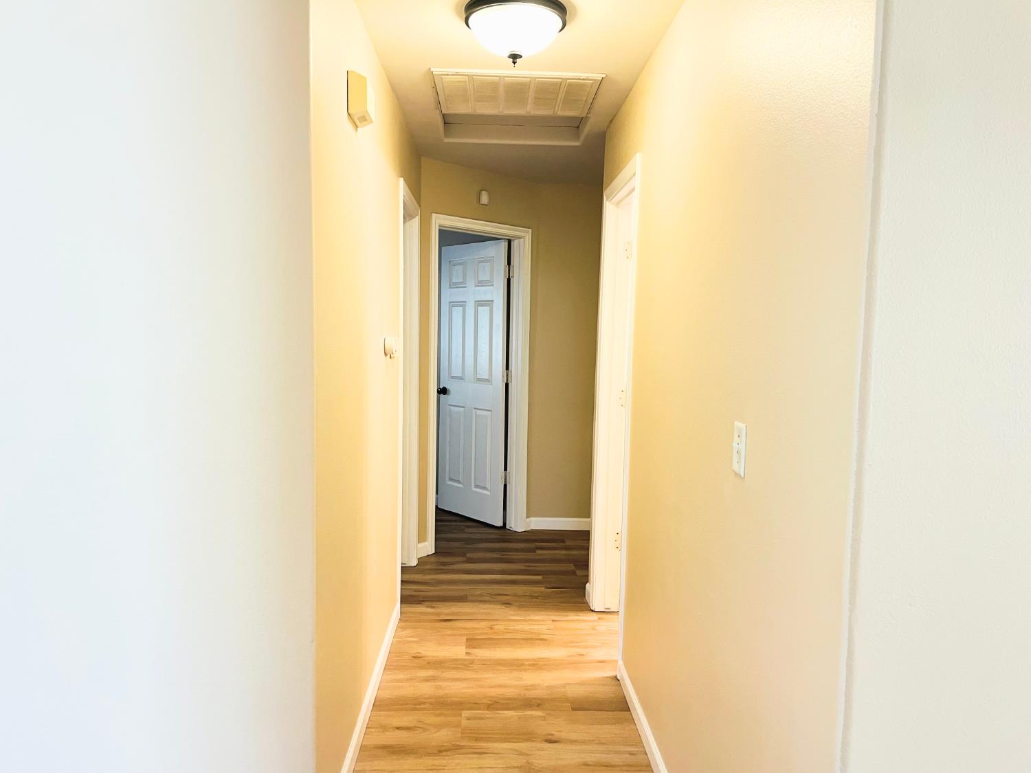 2503 S Walling Ave, Fresno, CA 93727