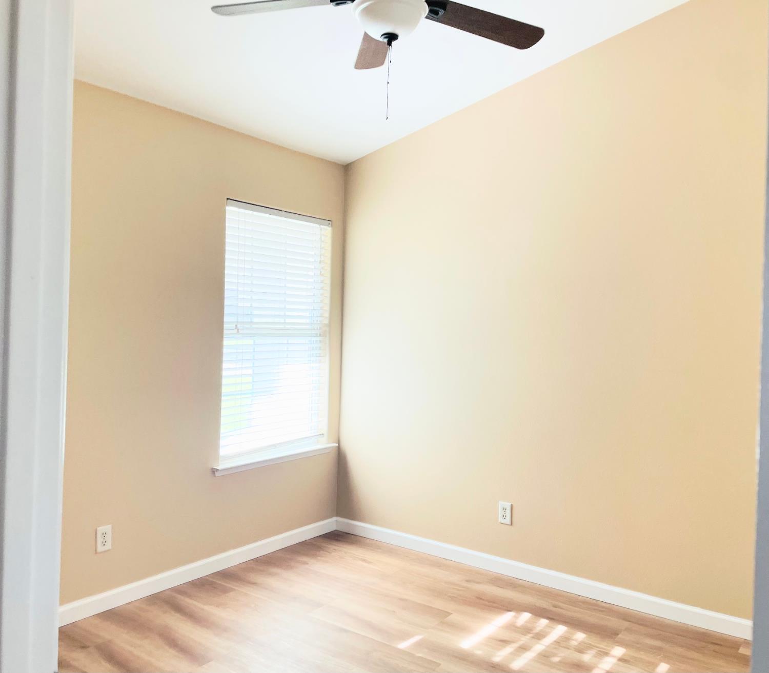 2503 S Walling Ave, Fresno, CA 93727