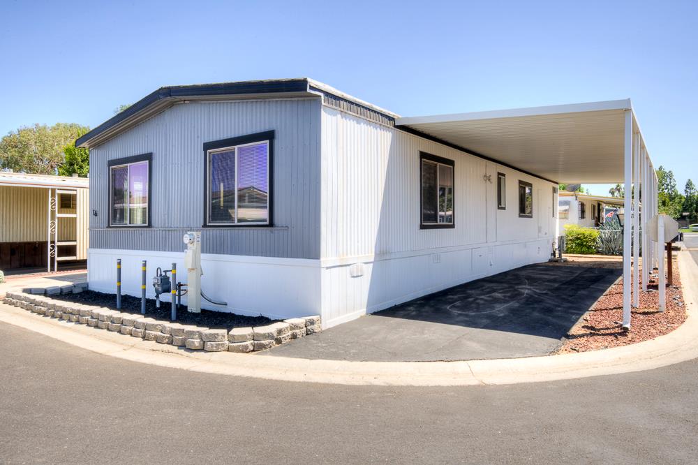 5541 E Tulare St #16, Fresno, CA 93727