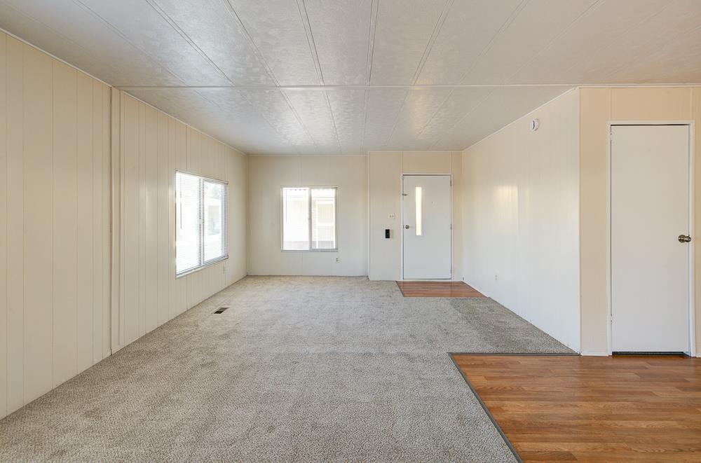 5541 E Tulare St #16, Fresno, CA 93727