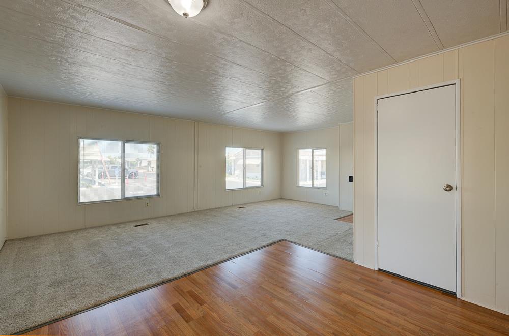 5541 E Tulare St #16, Fresno, CA 93727
