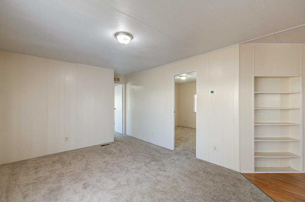 5541 E Tulare St #16, Fresno, CA 93727