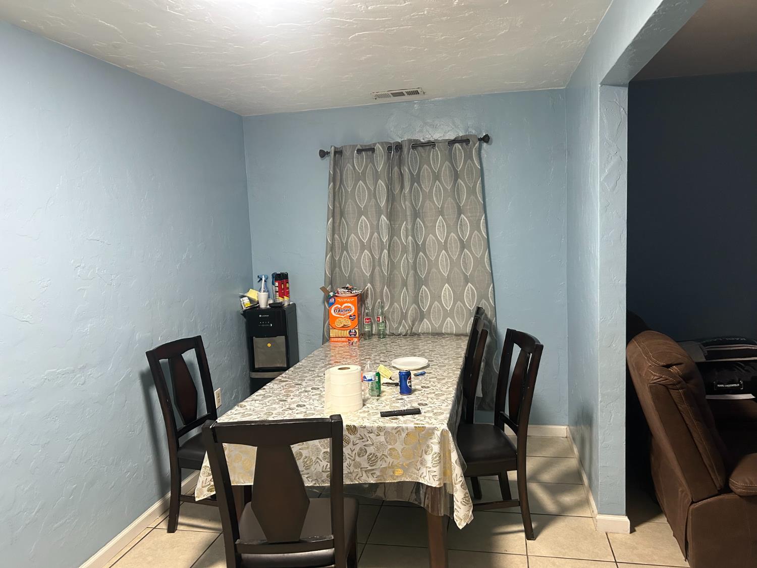 4959 E Mckenzie Ave, Fresno, CA 93727