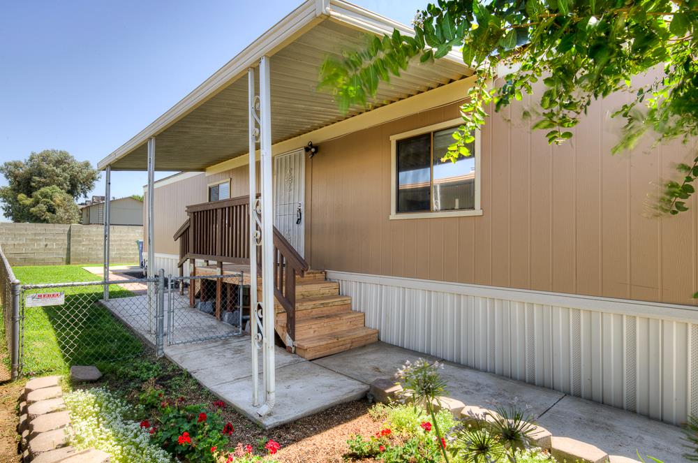 5541 E Tulare St #19, Fresno, CA 93727