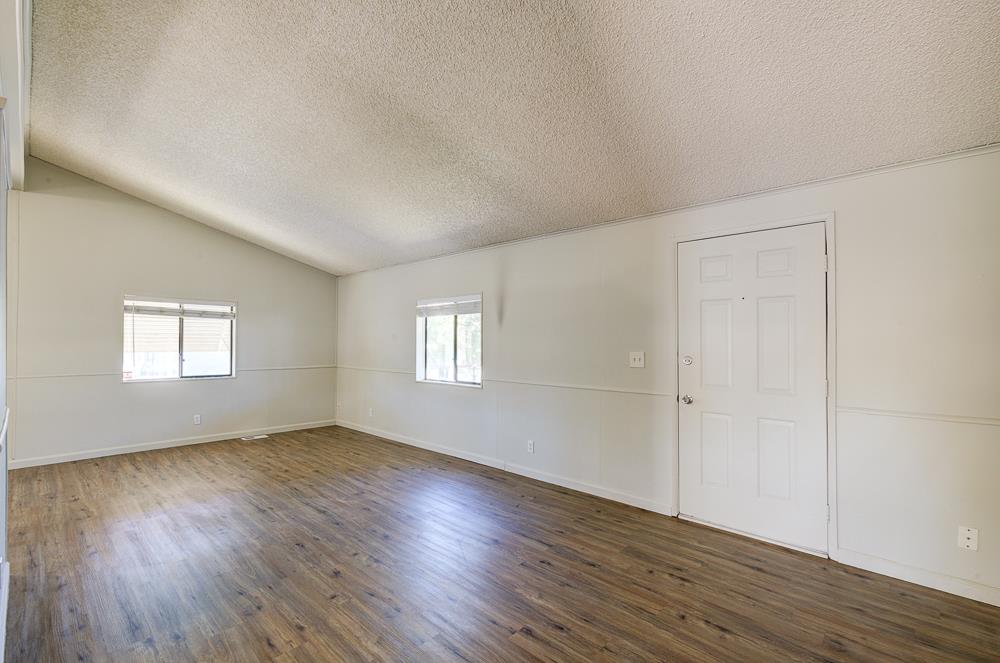 5541 E Tulare St #19, Fresno, CA 93727