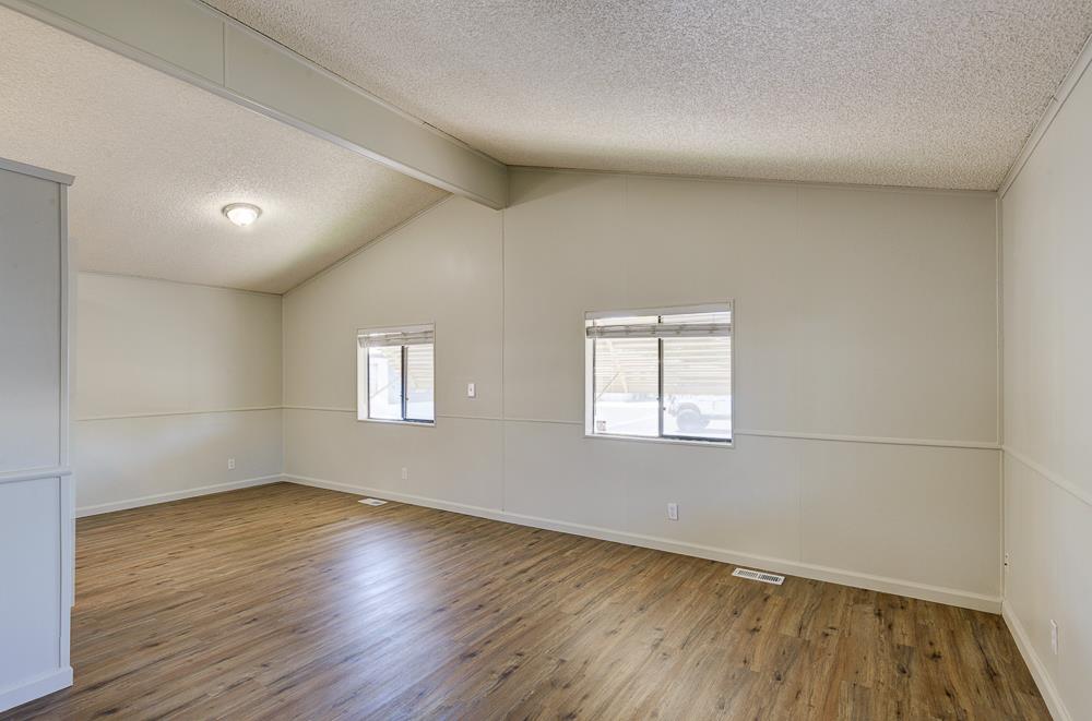 5541 E Tulare St #19, Fresno, CA 93727