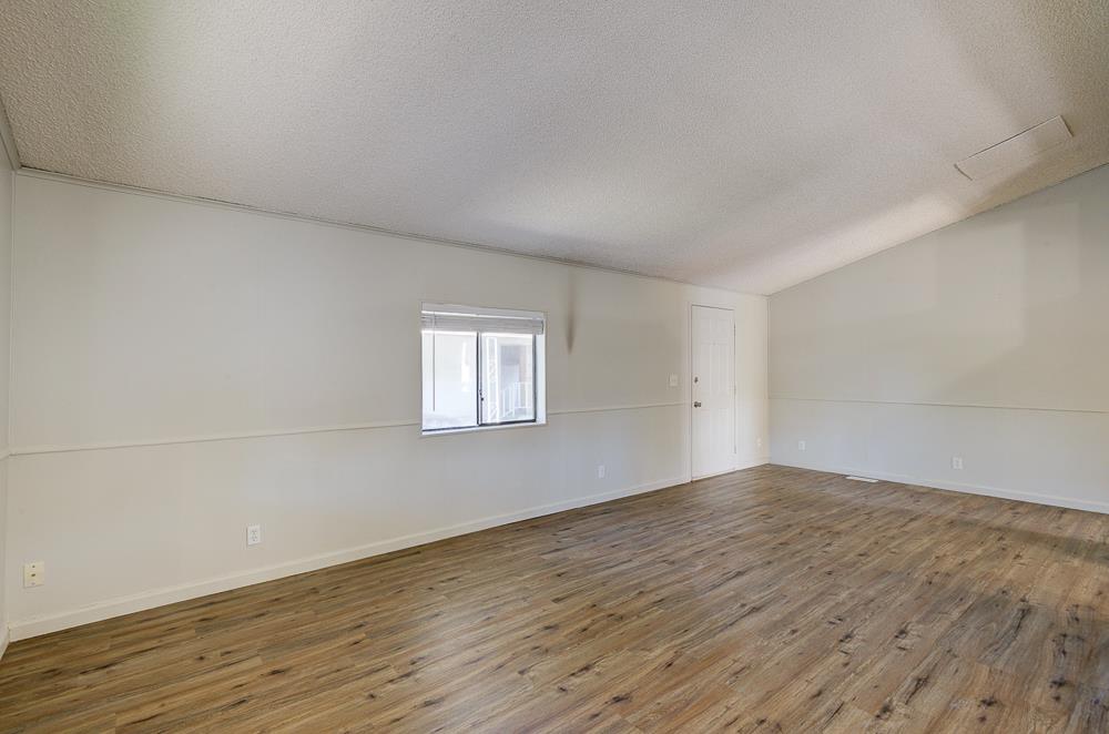 5541 E Tulare St #19, Fresno, CA 93727