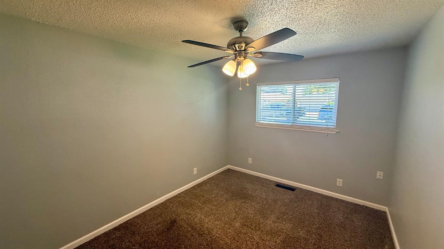 4829 E Santa Ana Ave, Fresno, CA 93726