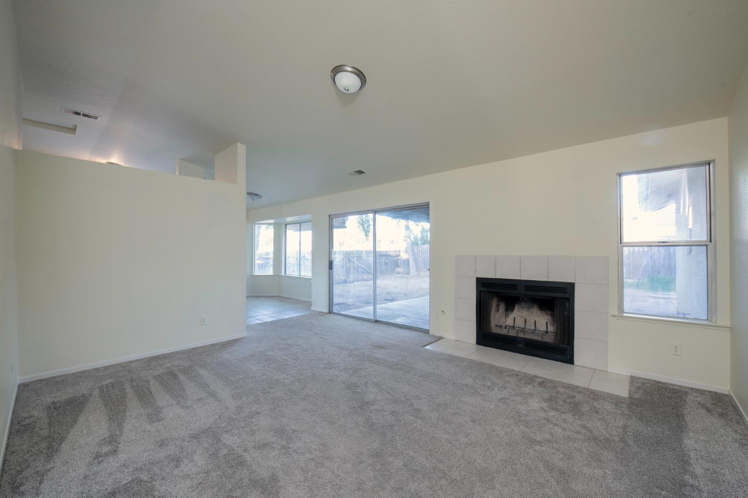 3745 N Cornelia Ave, Fresno, CA 93722
