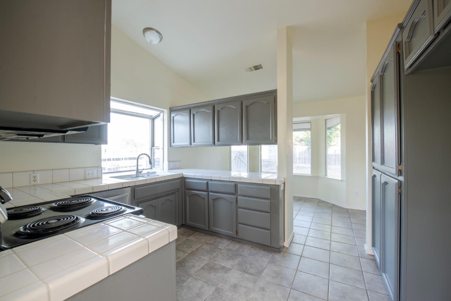 3745 N Cornelia Ave, Fresno, CA 93722