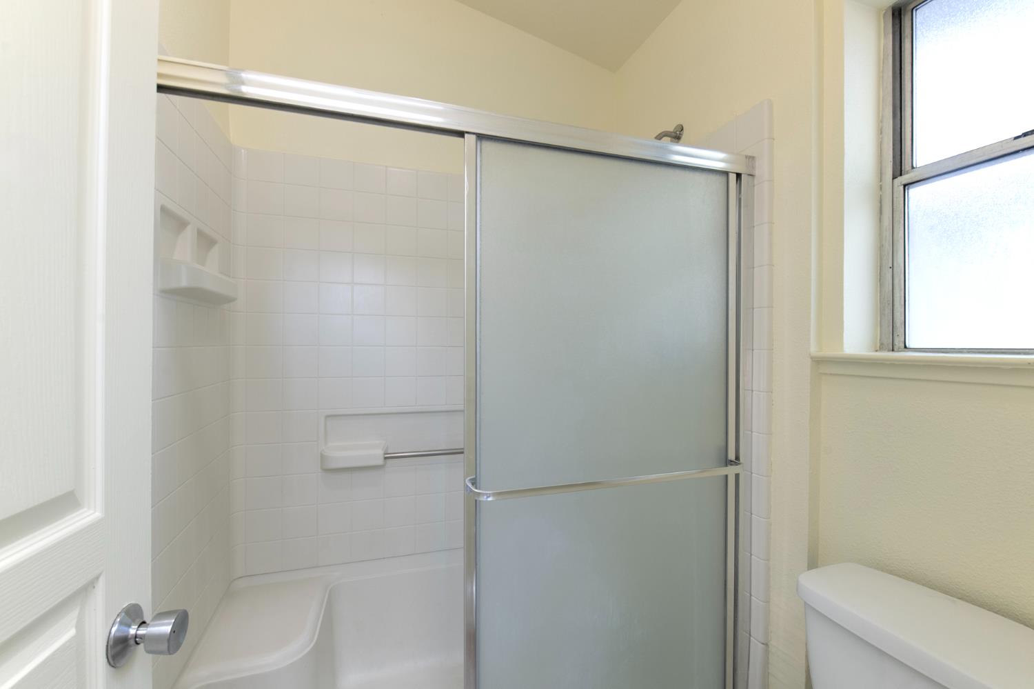 3745 N Cornelia Ave, Fresno, CA 93722