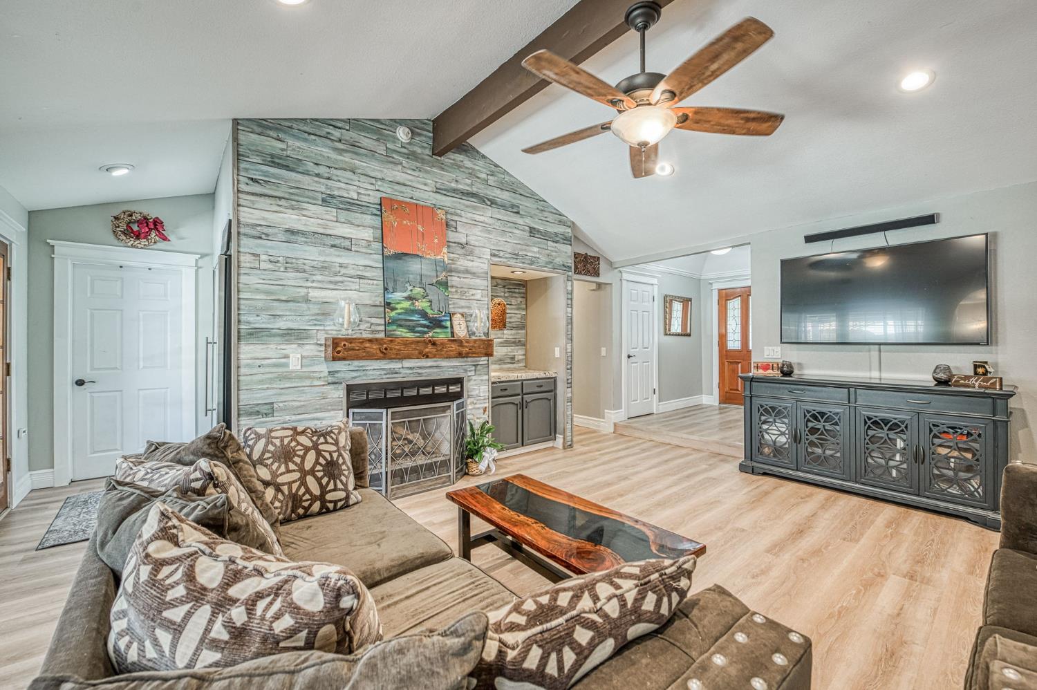 3239 Doubletree Way, Madera, CA 93637