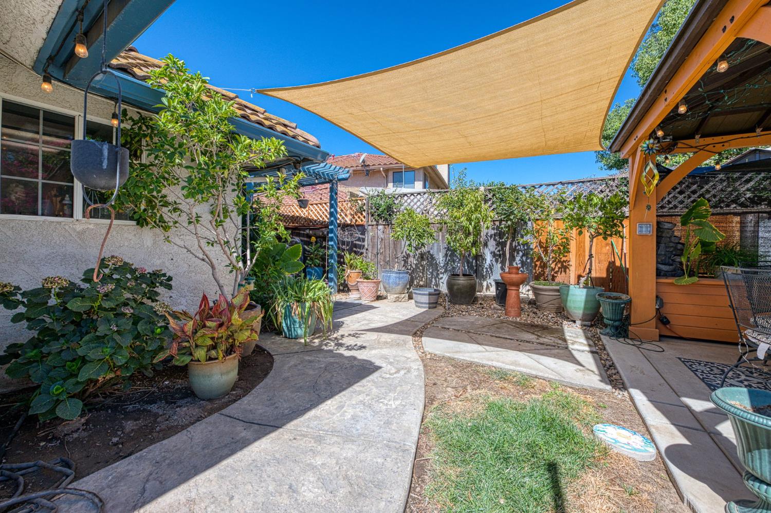 3239 Doubletree Way, Madera, CA 93637