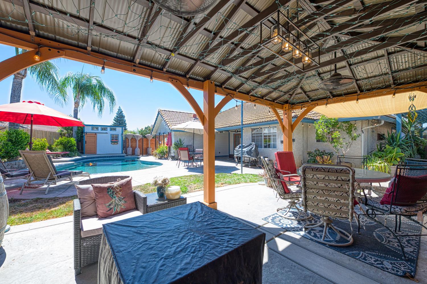 3239 Doubletree Way, Madera, CA 93637