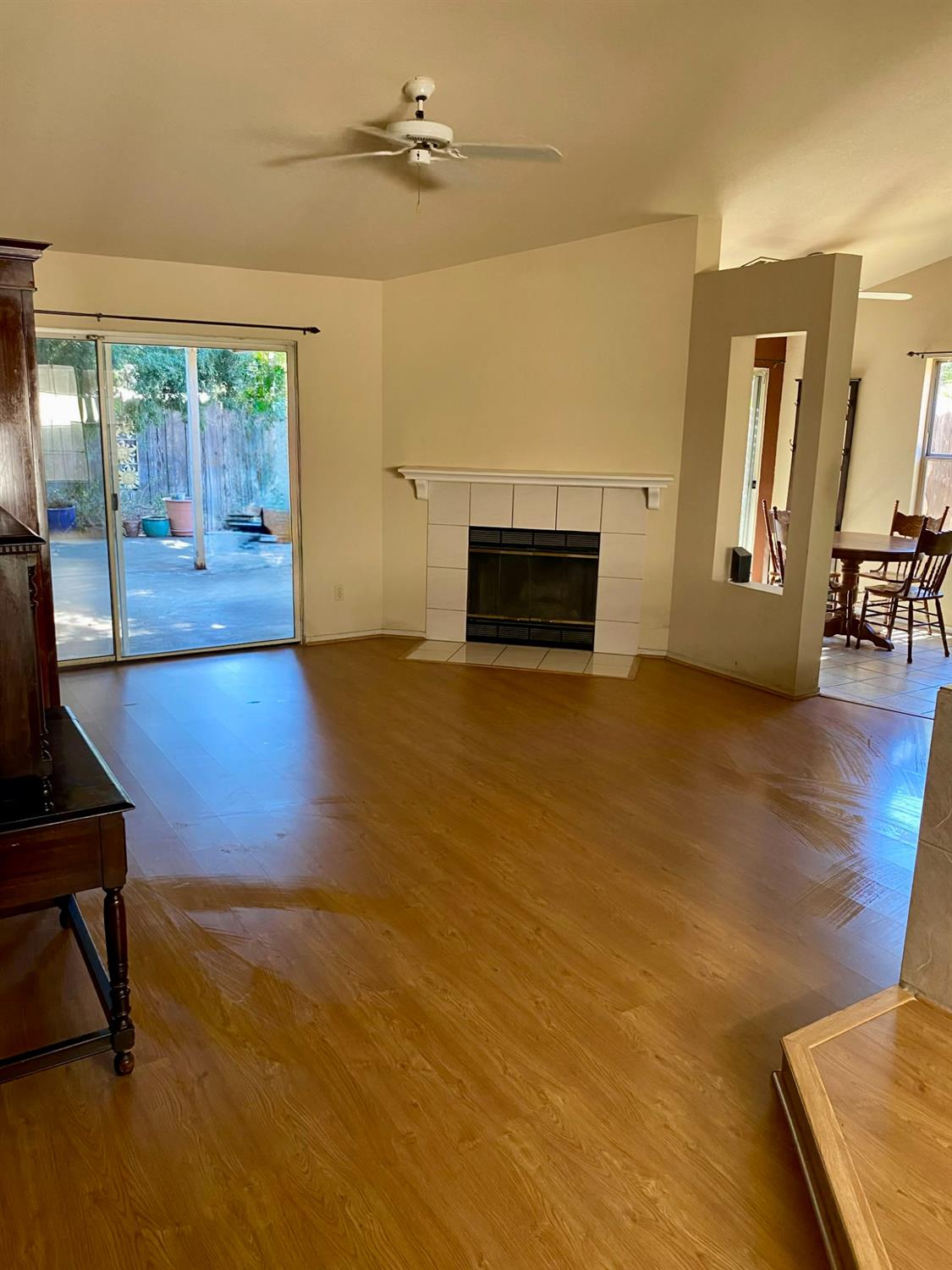324 S Rabe Ave, Fresno, CA 93727