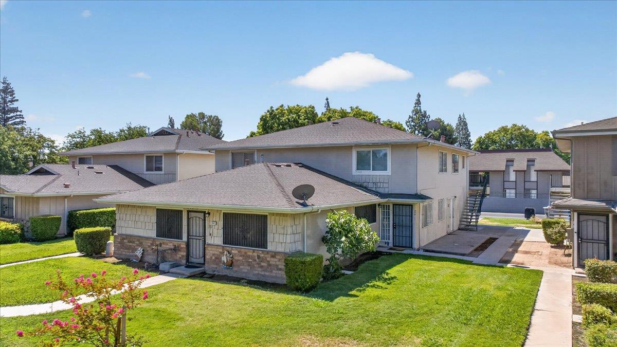 4917 N Holt Ave #103, Fresno, CA 93705