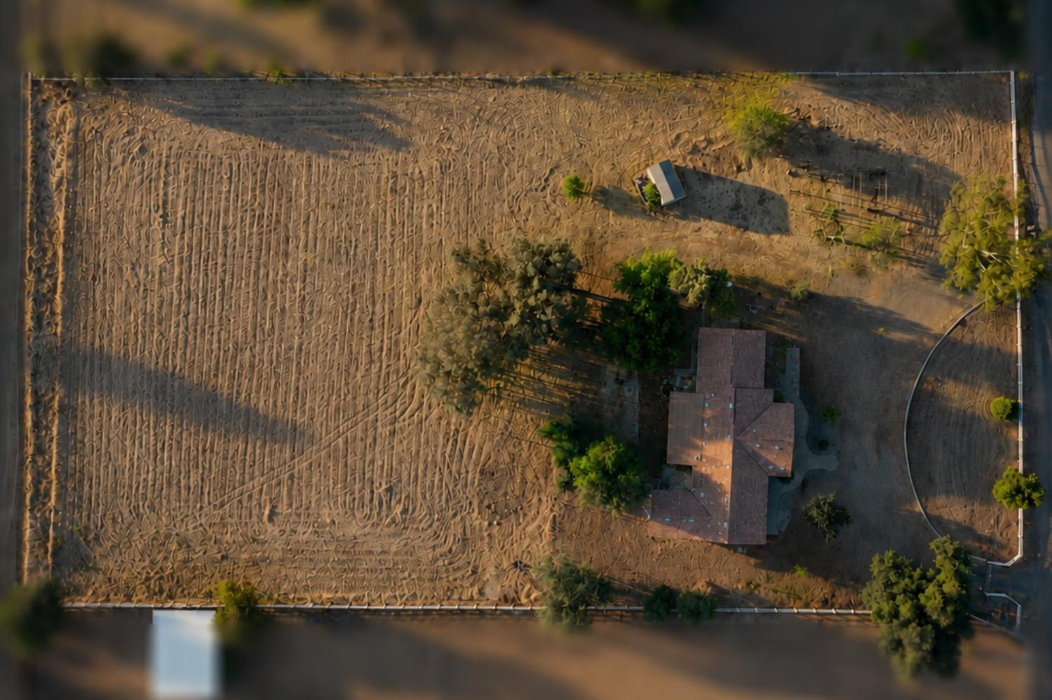 8737 N Madsen Ave, Clovis, CA 93619