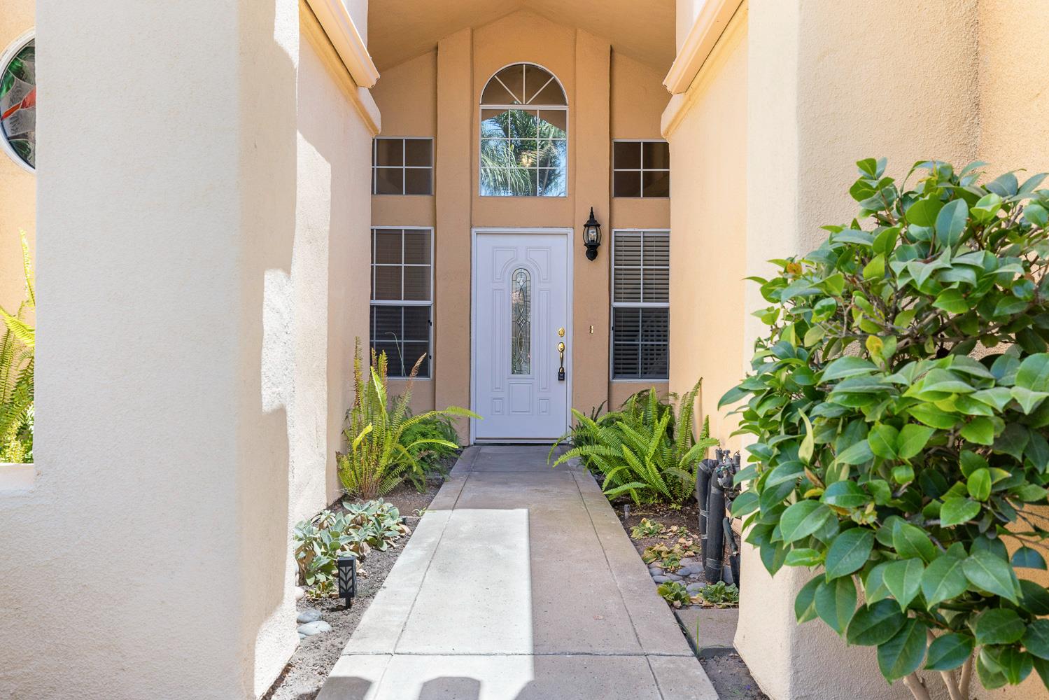 645 E Champlain Dr #149, Fresno, CA 93730