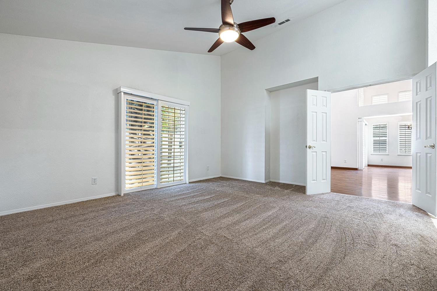 645 E Champlain Dr #149, Fresno, CA 93730