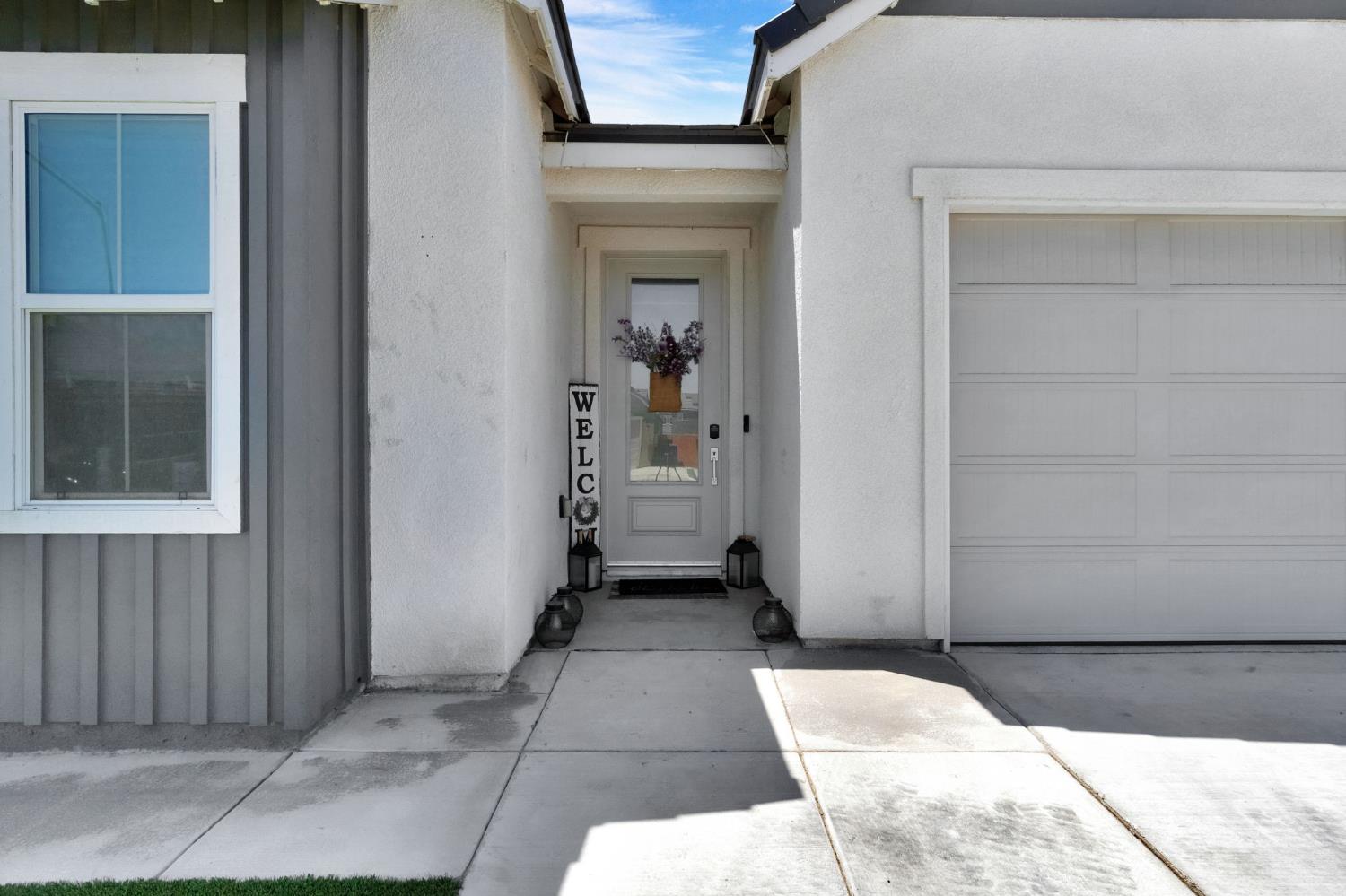 7081 W Ashcroft Ave, Fresno, CA 93723