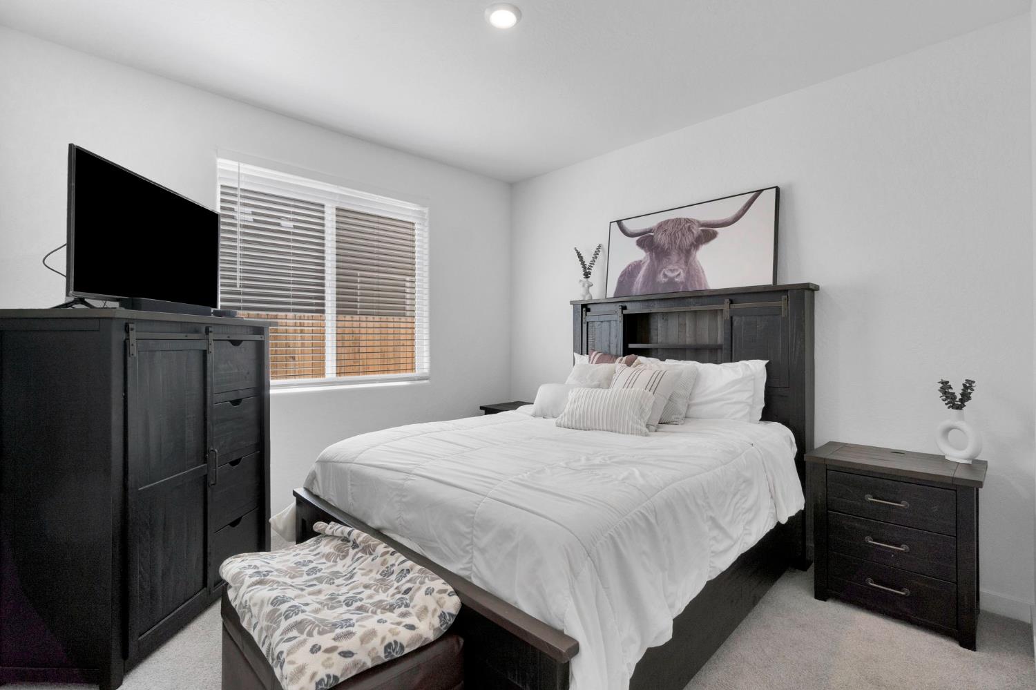 7081 W Ashcroft Ave, Fresno, CA 93723