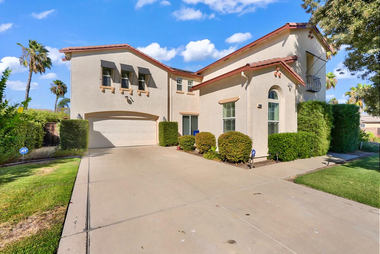 14005 Spyglass Cir, Chowchilla, CA 93610