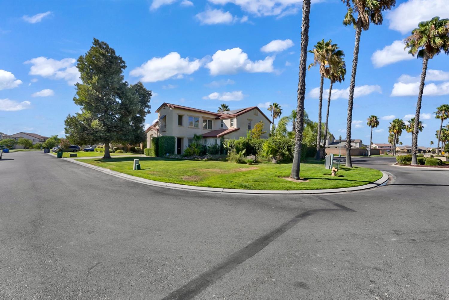 14005 Spyglass Cir, Chowchilla, CA 93610