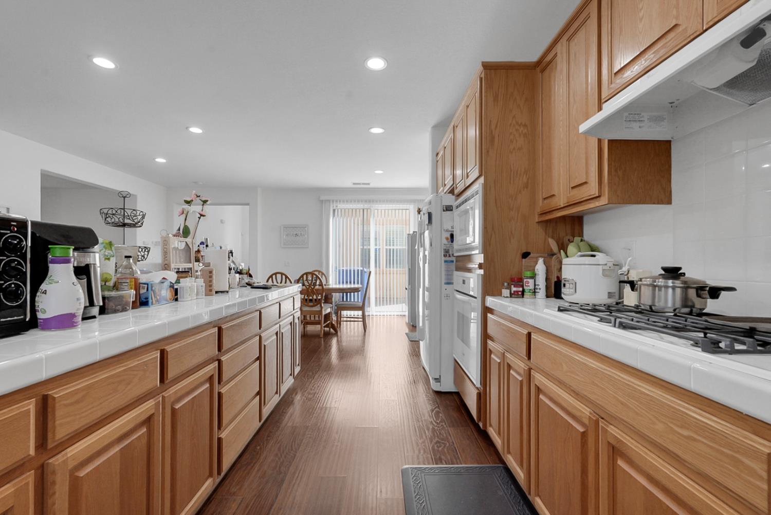 14005 Spyglass Cir, Chowchilla, CA 93610