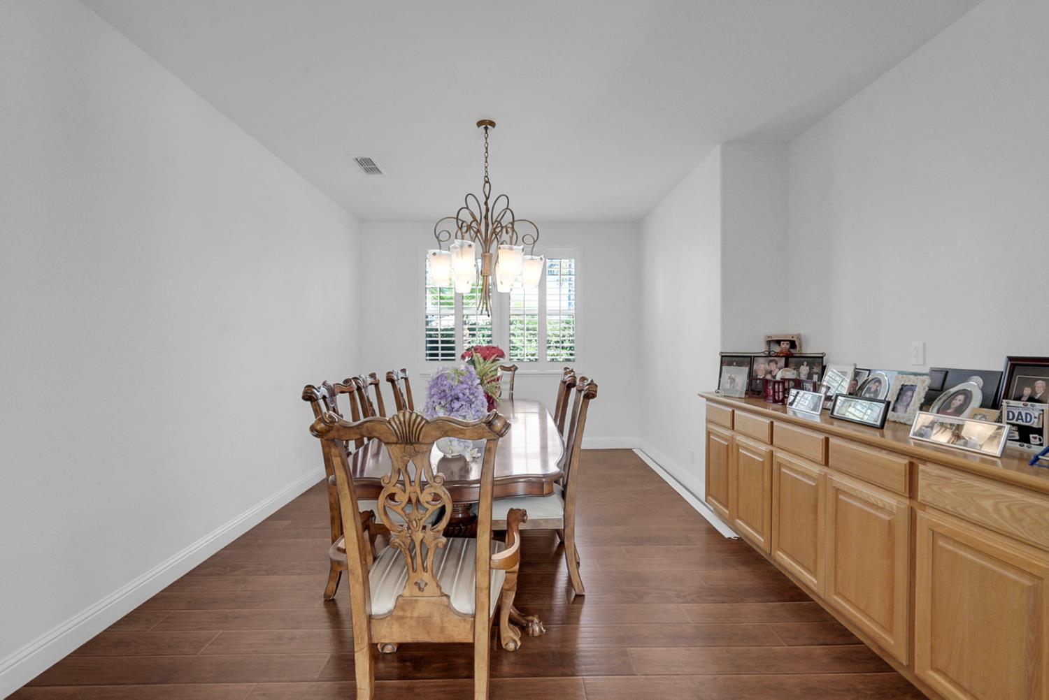 14005 Spyglass Cir, Chowchilla, CA 93610