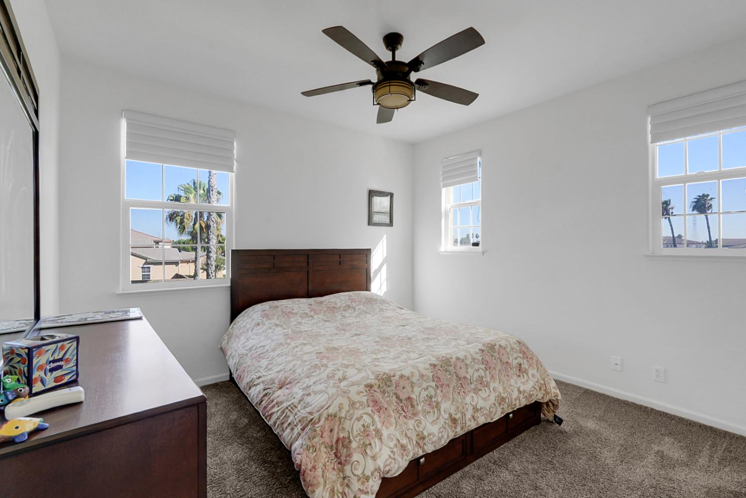 14005 Spyglass Cir, Chowchilla, CA 93610