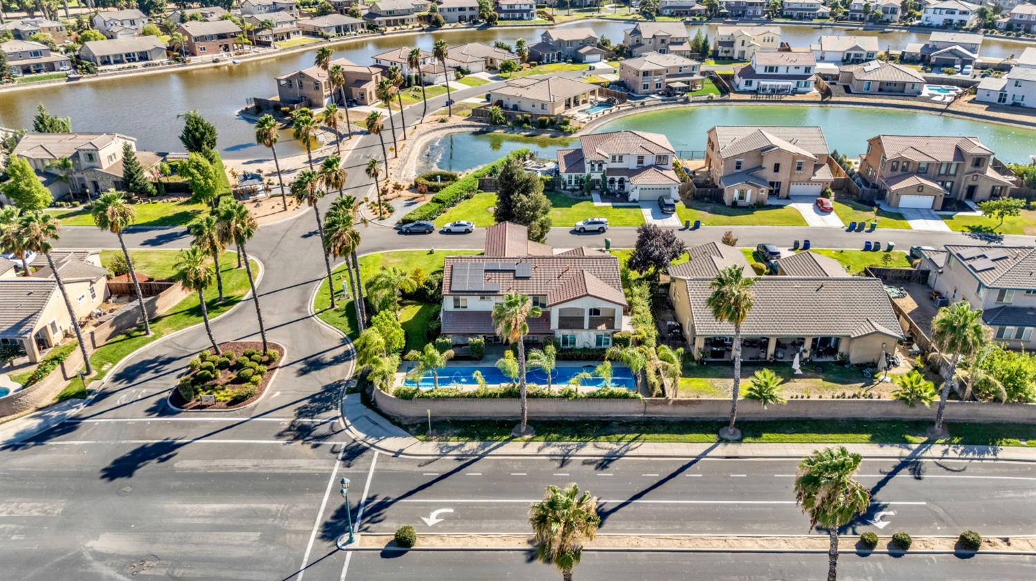 14005 Spyglass Cir, Chowchilla, CA 93610