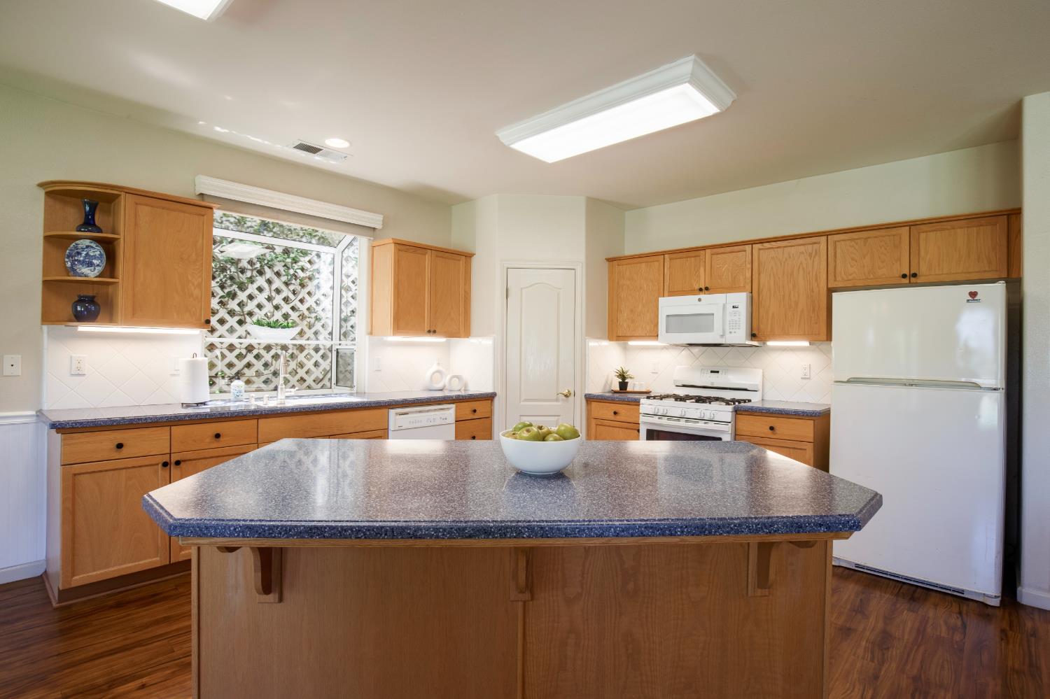 2717 San Gabriel Ave, Clovis, CA 93611