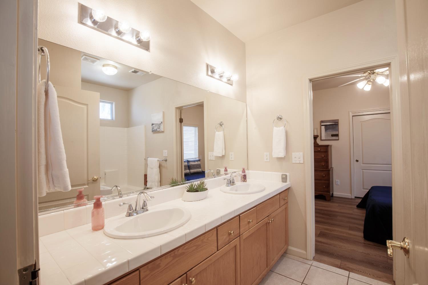 2717 San Gabriel Ave, Clovis, CA 93611